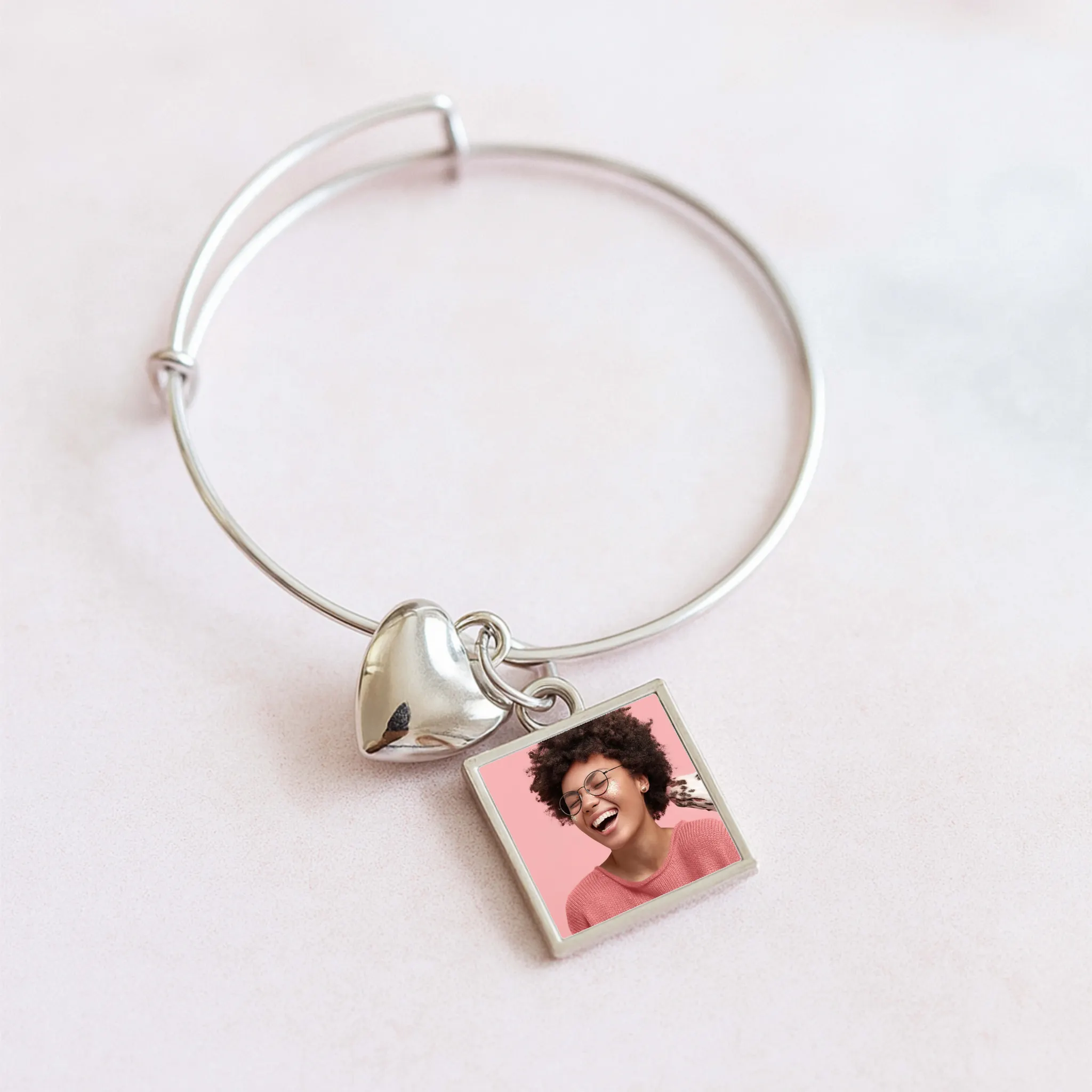 Personalized Pet Portrait Bracelet – Keep Them Close to Your Heart Always 💕